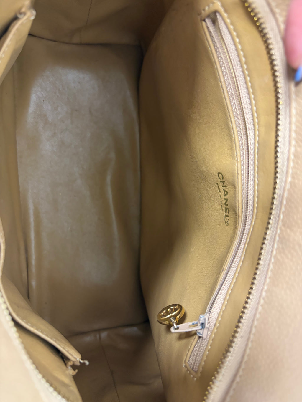 CHANEL MEDAILLON BEIGE