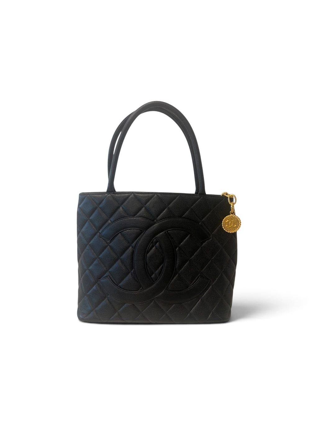 CHANEL MEDAILLON NERA