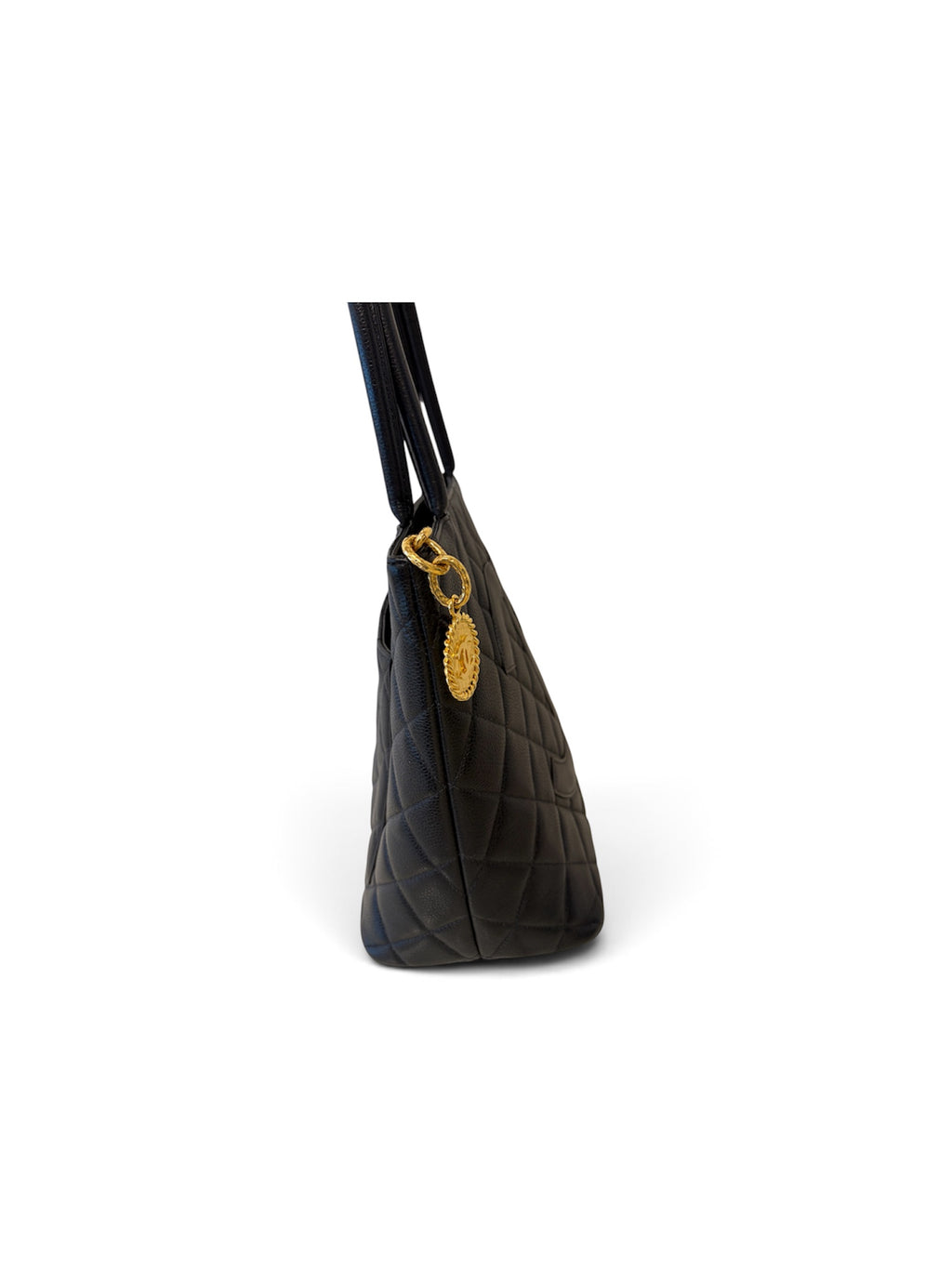 CHANEL MEDAILLON NERA